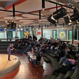 Mutige Worte auf der Bühne – Lyrikwettbewerb der Klassenstufe 8