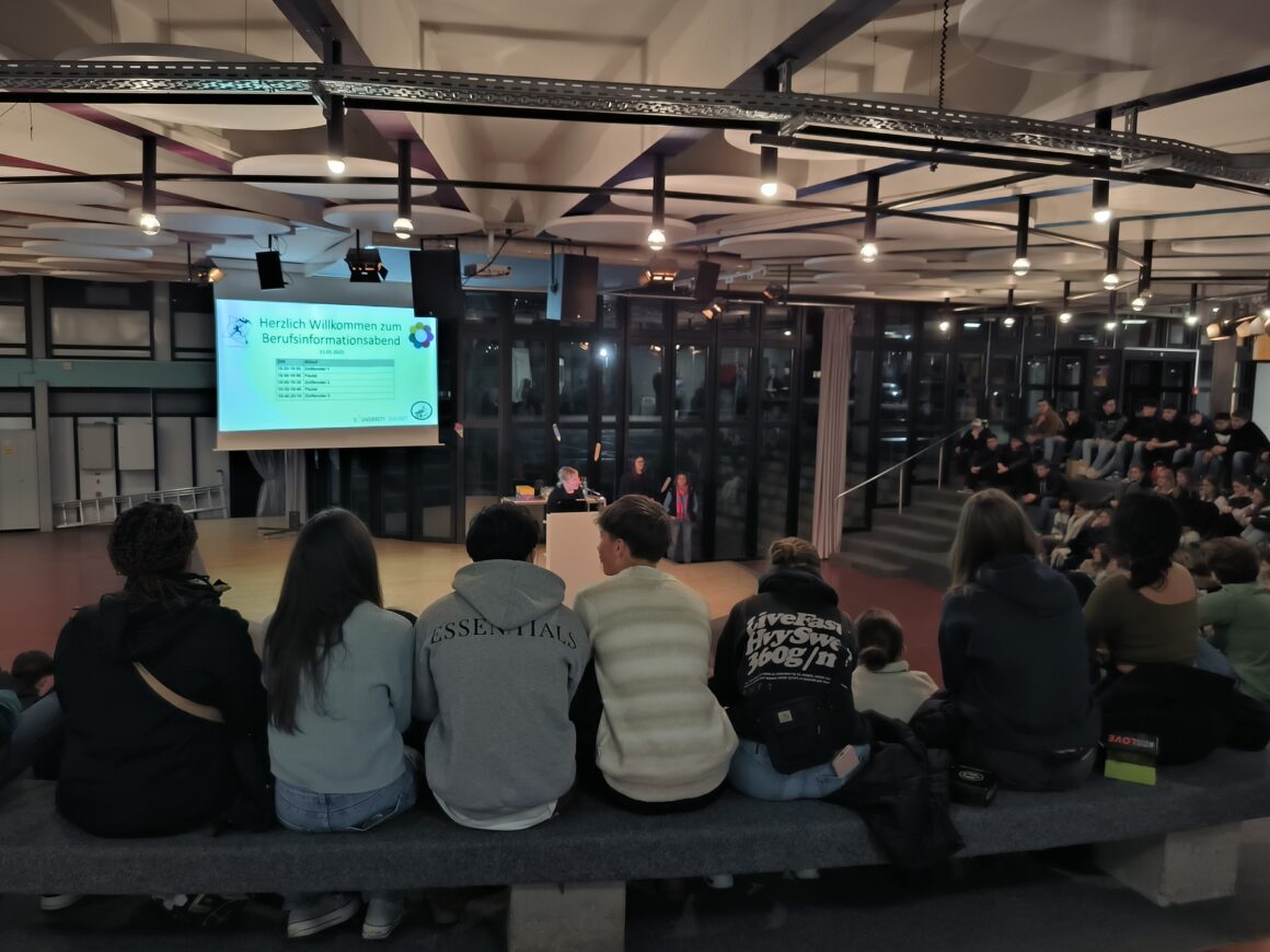 Wertvolle Einblicke beim Berufsinfoabend