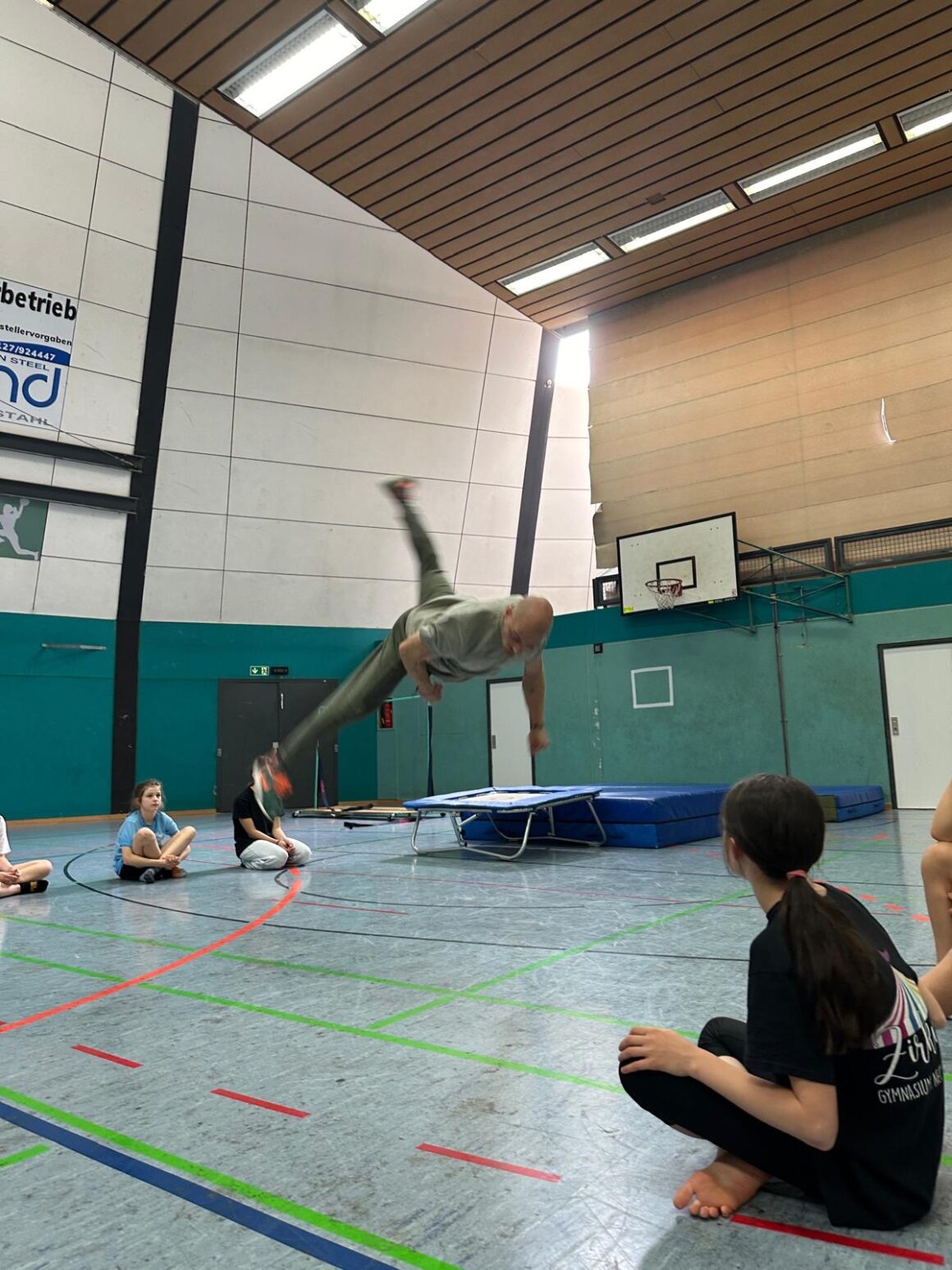 Parcours und Tricking in der Zirkus-AG