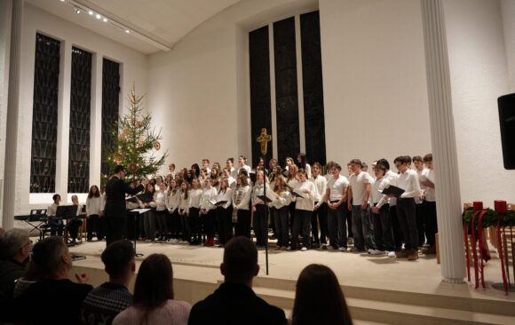 Weihnachtliche Klänge bei den Schulkonzerten